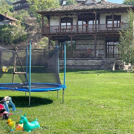 Leshten Guest Homes المظهر الخارجي الصورة