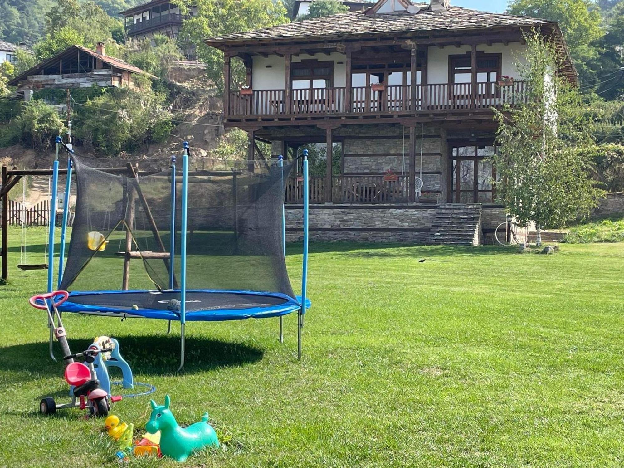 Leshten Guest Homes المظهر الخارجي الصورة